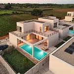 בית נופש Taria-2 By Interhome פורץ