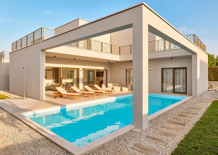 Taria-2 By Interhome Ferienhaus Poreč